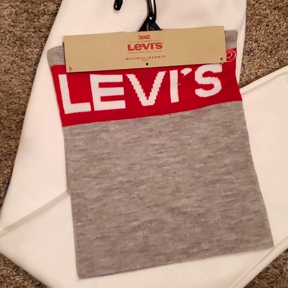 Levi's Other - Levi's Neck Warmer   🎉Host Pick 🎉